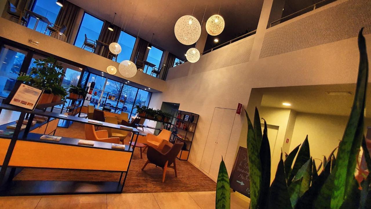 Hotel Drie Eiken เอเดอเคม ภายนอก รูปภาพ